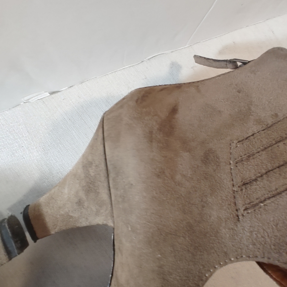 Gentle Souls Tan Suede Heeled Shoes - Picture 6 of 15
